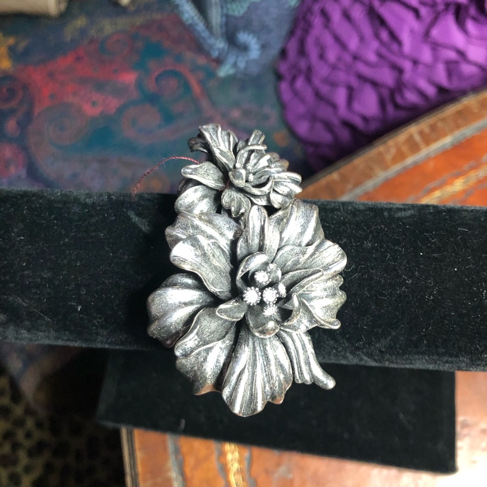 Ladies 2 flower Fossil cuff bracelet